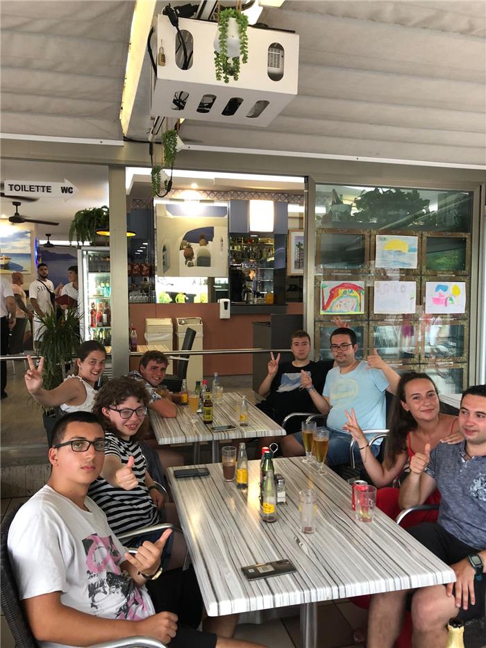 salou1  11-17 7