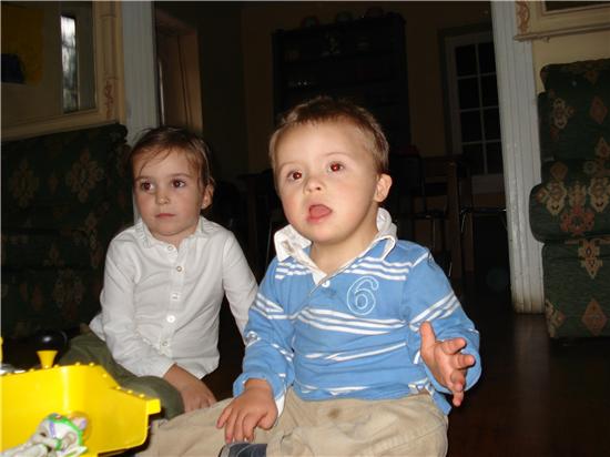 MATEO Y HERMANA 3