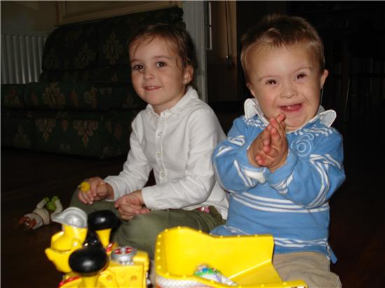 MATEO Y HERMANA